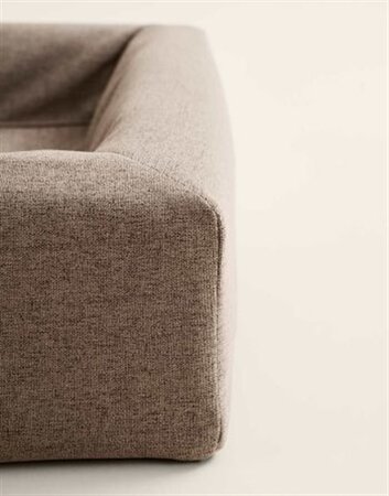 BIA BED SKANOR HOES HONDENMAND TRUFFEL 120X100X15 CM