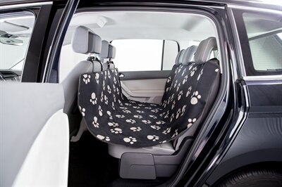 TRIXIE AUTODEKEN POOTPRINT NYLON / FLEECE ZWART / BEIGE 145X140 CM